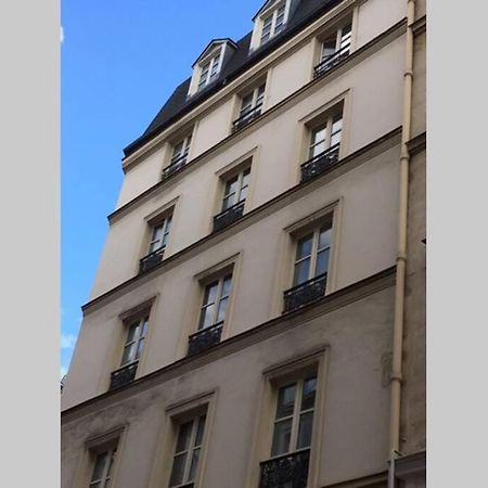 French Typical Apartment Paris Dış mekan fotoğraf