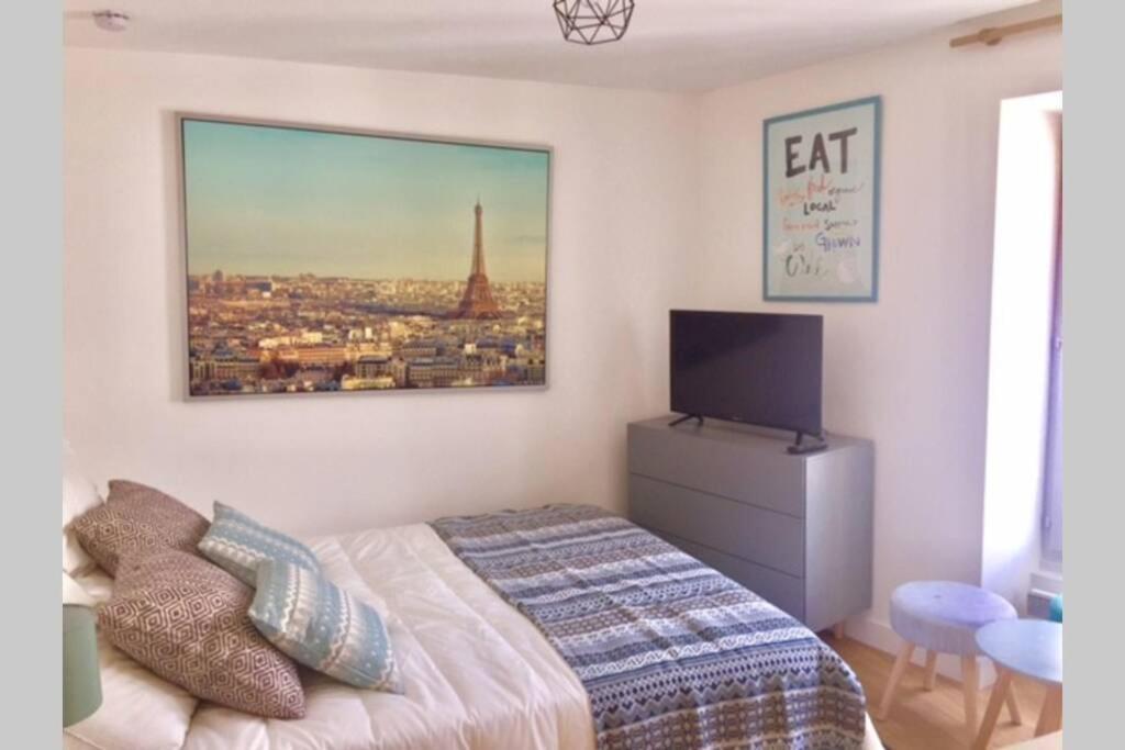 French Typical Apartment Paris Dış mekan fotoğraf